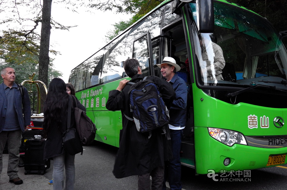 第二屆中外藝術家黃山對話--文化中國夢,第二屆中外藝術家黃山對話,文化中國夢,第二屆,中外藝術家黃山對話,中外藝術家黃山寫生,藝術中國寫生,藝術中國活動