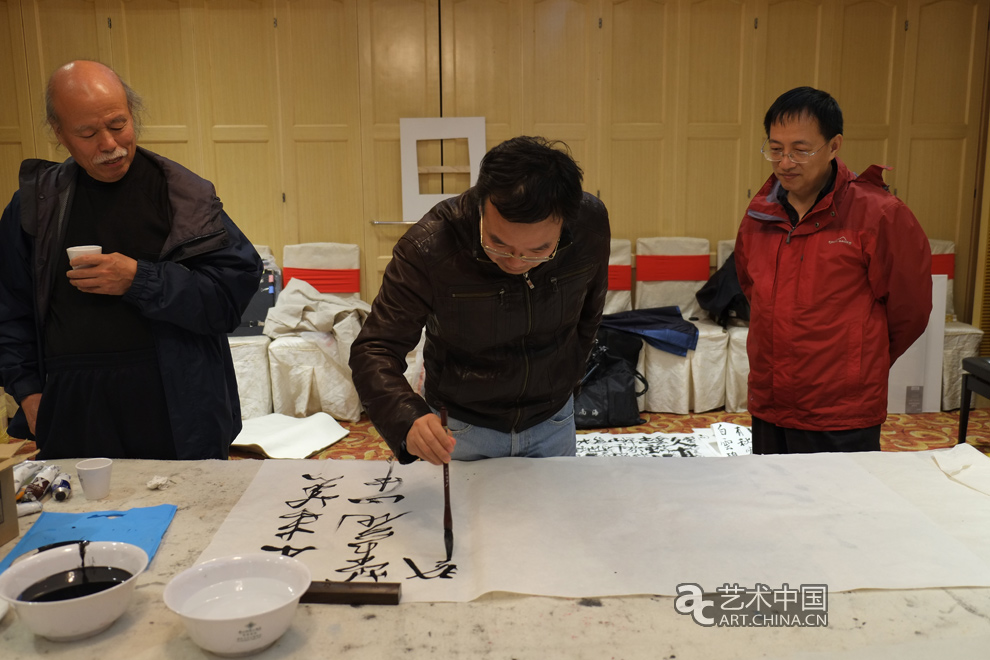 第二屆中外藝術家黃山對話--文化中國夢,第二屆中外藝術家黃山對話,文化中國夢,第二屆,中外藝術家黃山對話,中外藝術家黃山寫生,藝術中國寫生,藝術中國活動