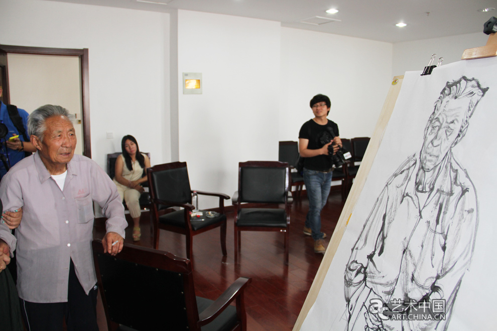 中外藝術家,太行對話,河南林州,中國,國家畫院,中國,互聯網,新聞中心,國務院新聞辦公室,國家,旅游局