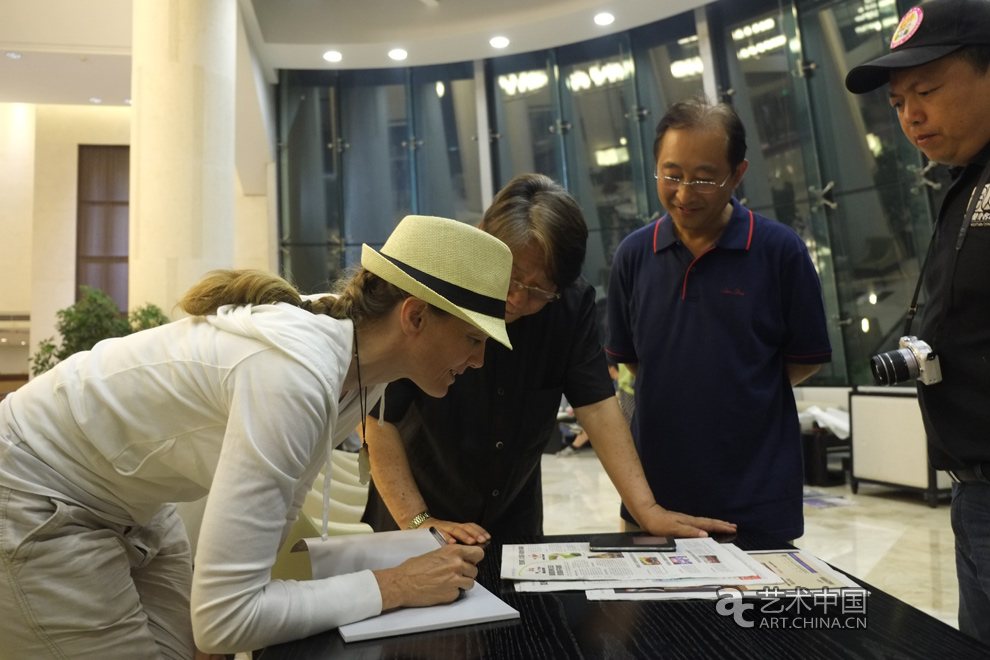 中外藝術家,太行對話,河南林州,中國,國家畫院,中國,互聯網,新聞中心,國務院新聞辦公室,國家,旅游局